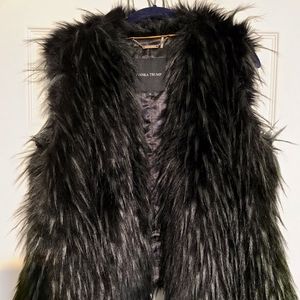 IVANKA Trump Black Vest